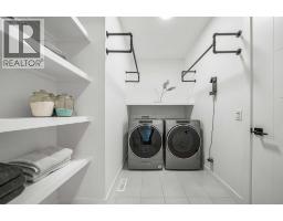 208 Crestmont Drive Sw, Calgary, AB T3B1G8 Photo 25