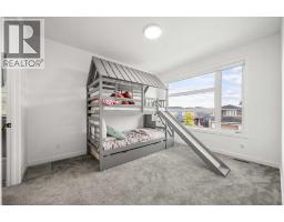 208 Crestmont Drive Sw, Calgary, AB T3B1G8 Photo 31