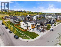 208 Crestmont Drive Sw, Calgary, AB T3B1G8 Photo 48