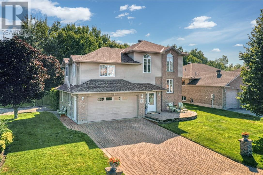 2 Fairmount Drive, Greater Sudbury — photo 2