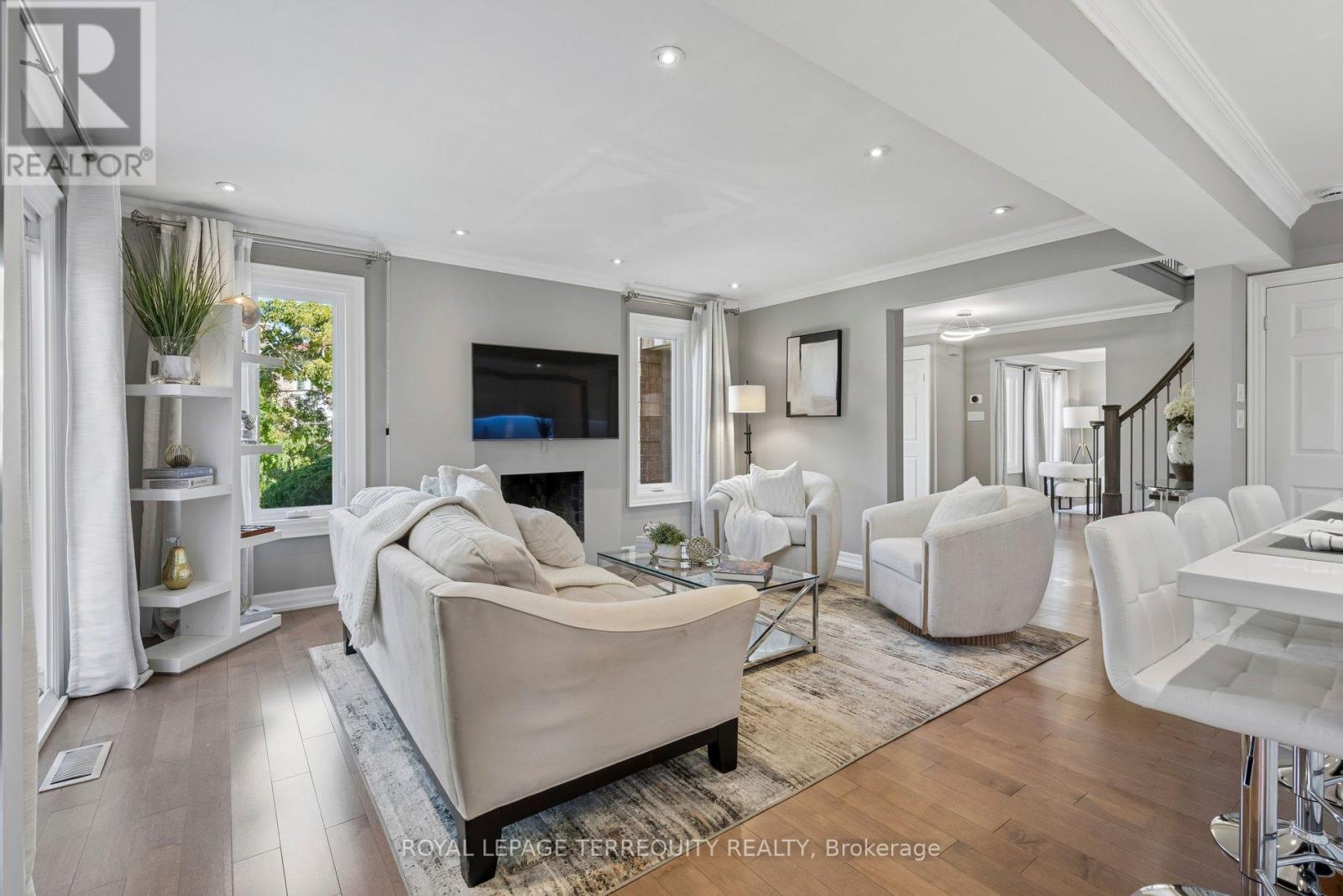 10 SCARBORO AVENUE - Image 19