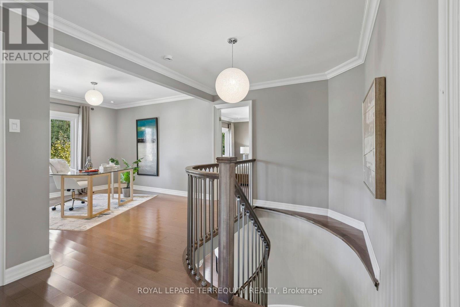 10 SCARBORO AVENUE - 24