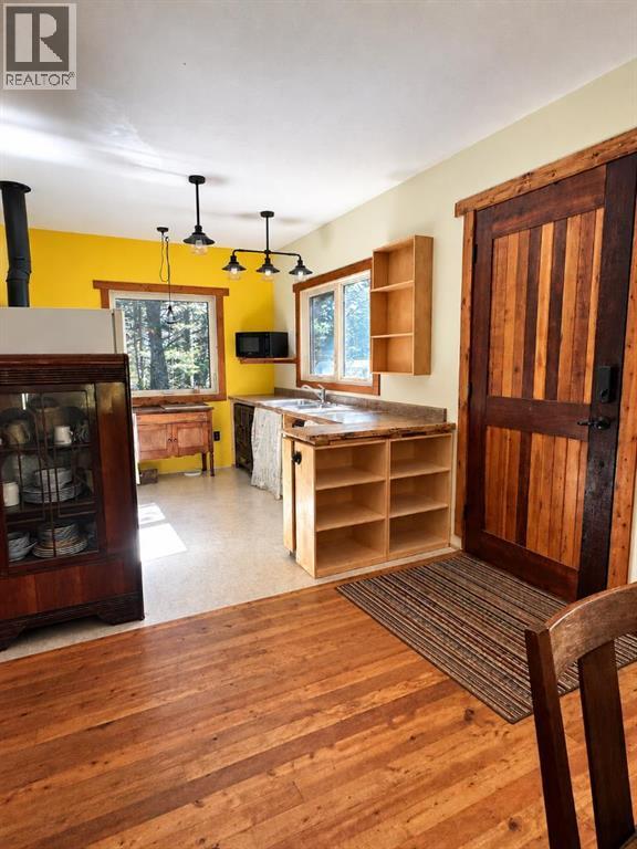 1810 Evergreen Drive - 7
