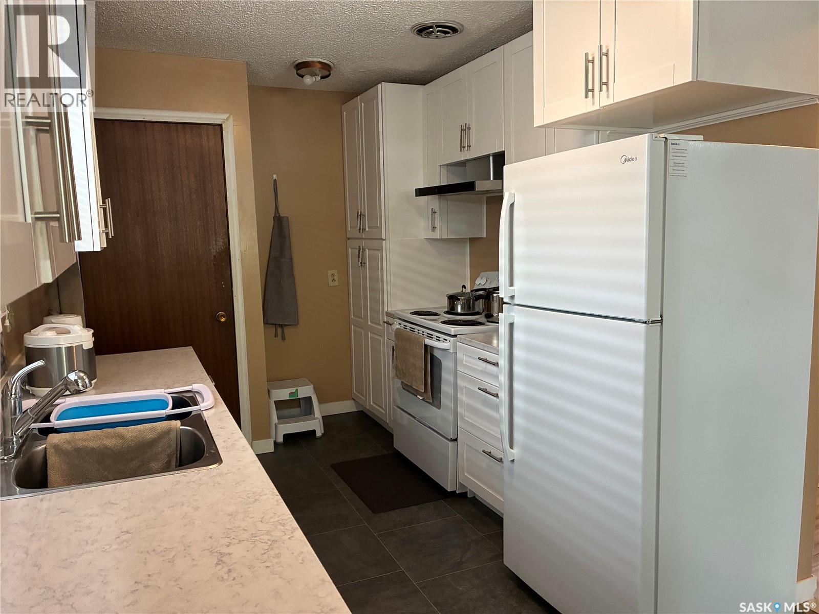 1055 Cameron STREET, Regina — photo 5