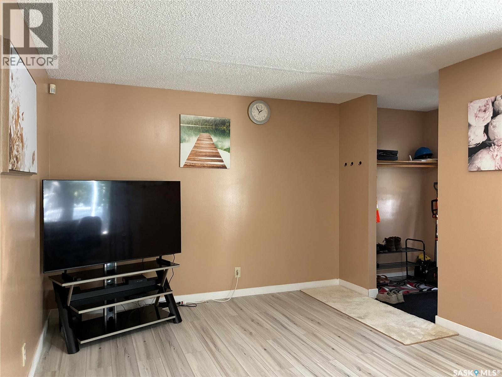 1055 Cameron STREET, Regina — photo 9