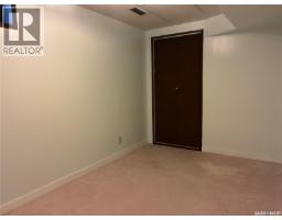 1055 Cameron Street, Regina, SK S4V1A8 Photo 17