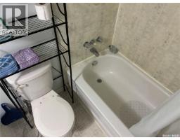 1055 Cameron Street, Regina, SK S4V1A8 Photo 20