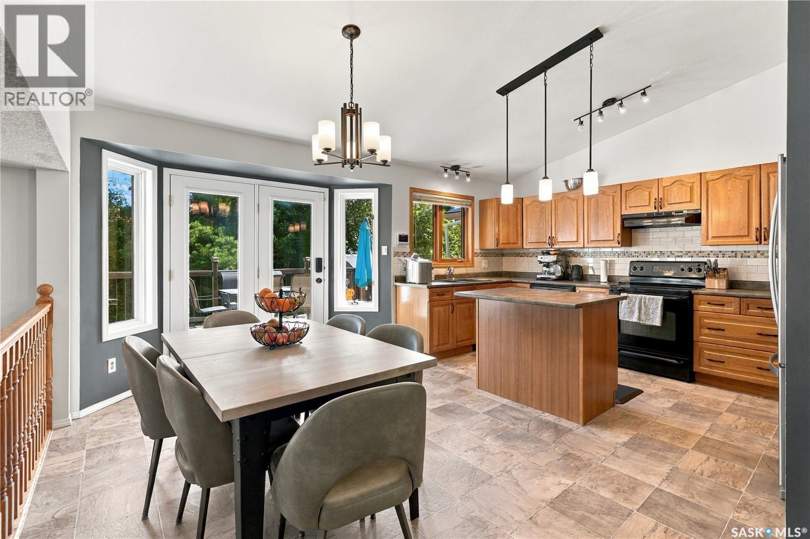 1122 Hurley WAY - 12