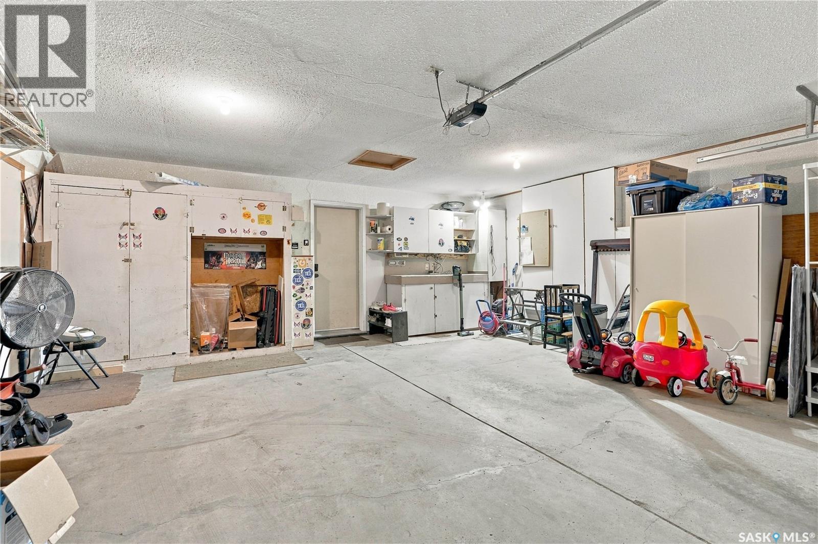 1122 Hurley WAY - 36