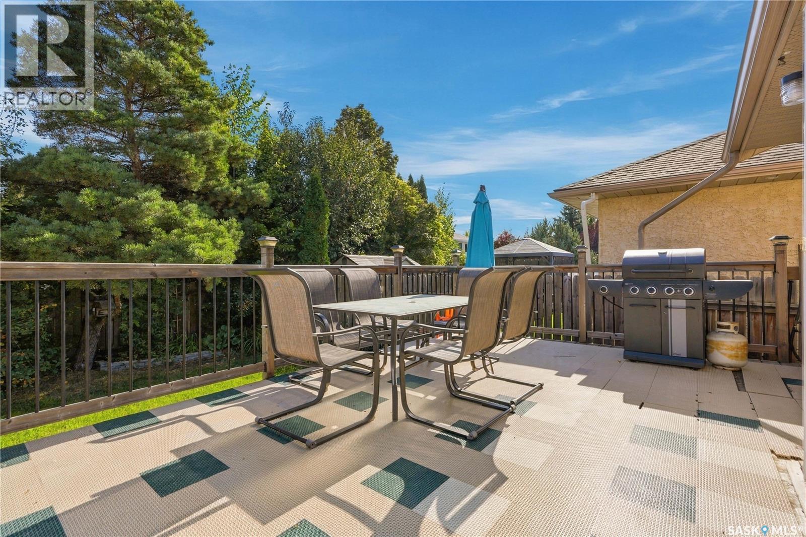 1122 Hurley WAY - 39