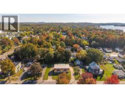 55 Marks Street, St  Stephen, NB E3L4B4 Photo 8