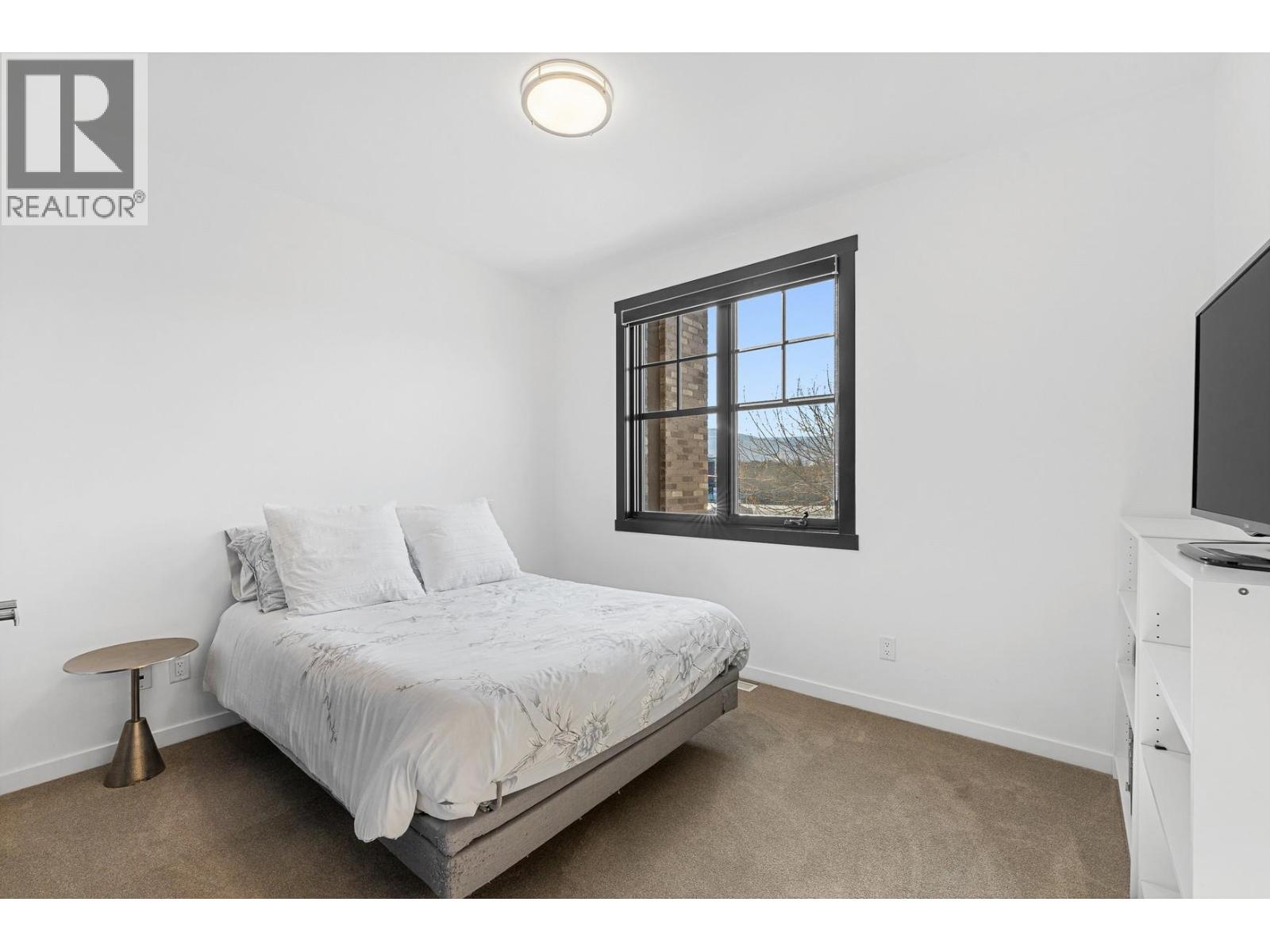 2693 Gore Street, Kelowna - Image 1