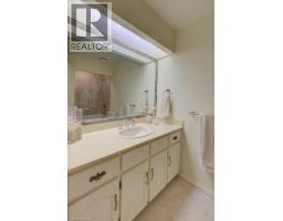 52 Blue Springs Drive Unit# 32, Waterloo, ON N2J4M4 Photo 18