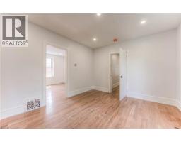 Family room - 69 Hungerford Road, Cambridge, ON N3C2P7 Photo 8