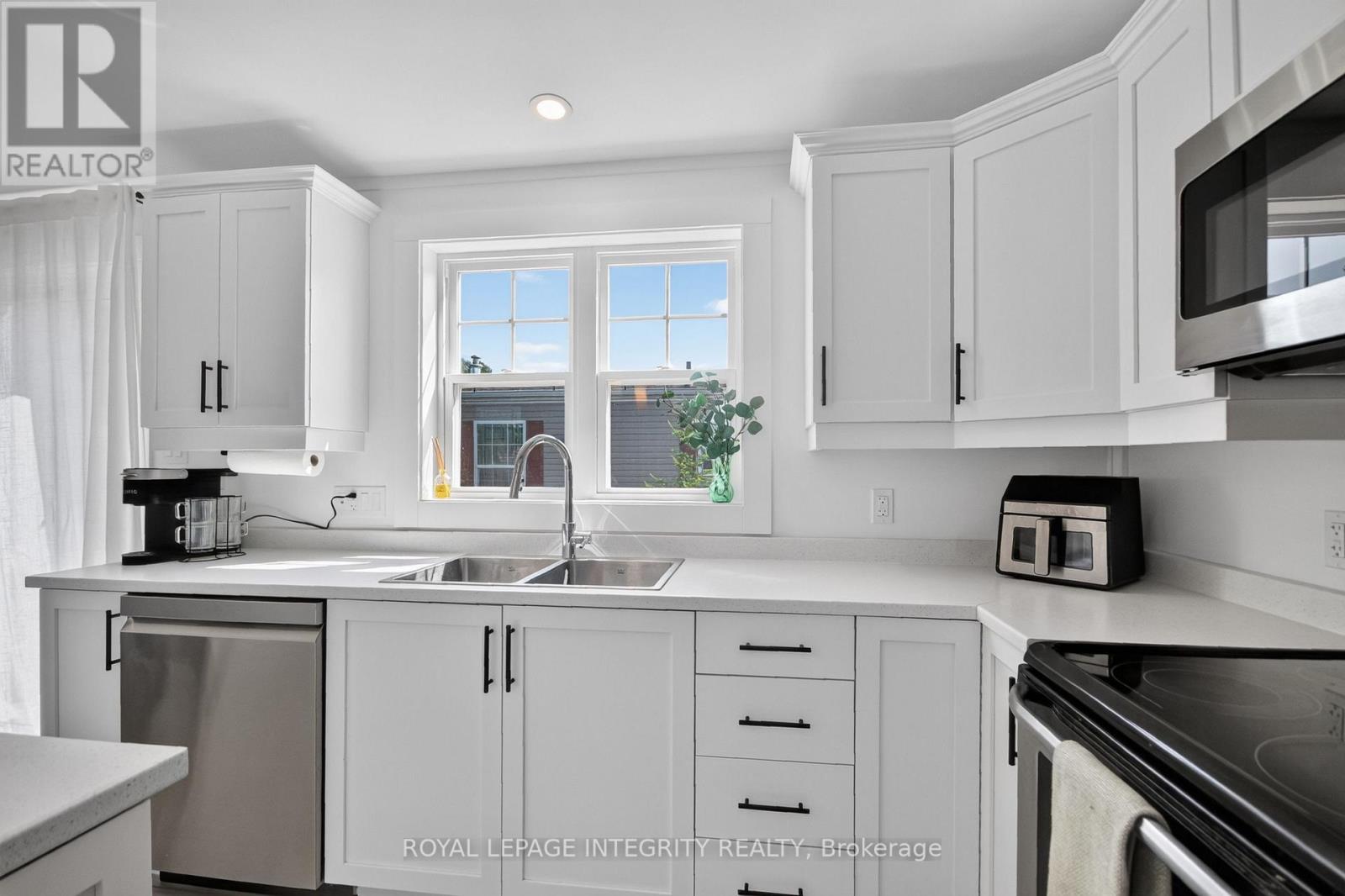 6709 CHRIS TIERNEY PRIVATE, Ottawa — photo 8