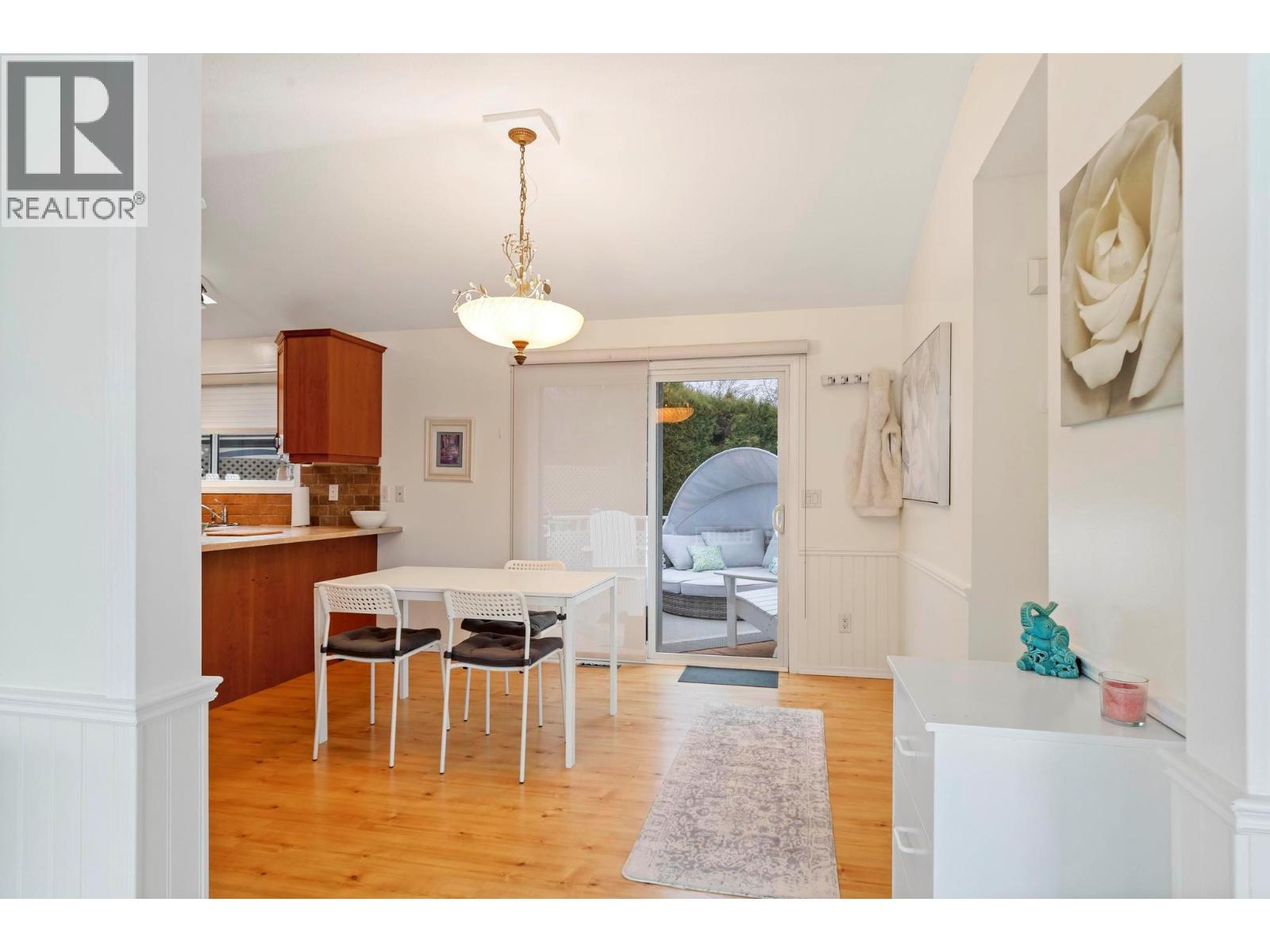 #25 415 Commonwealth Road - Image 7