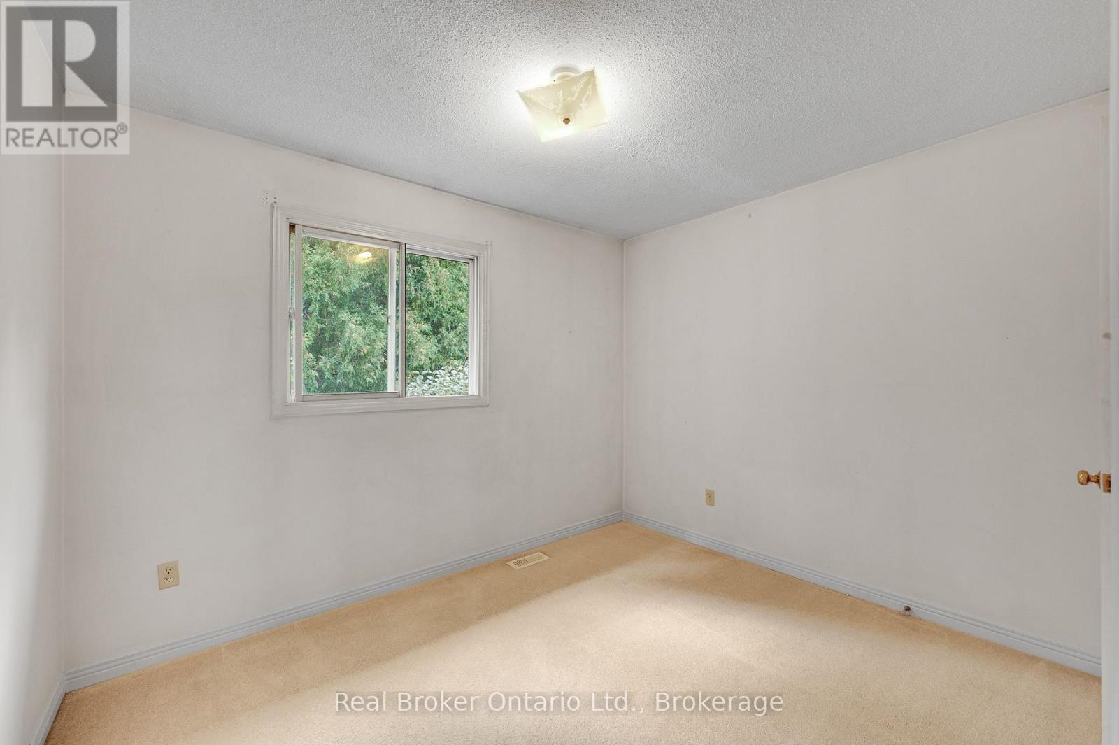 1091 STEPHENSON DRIVE - 20