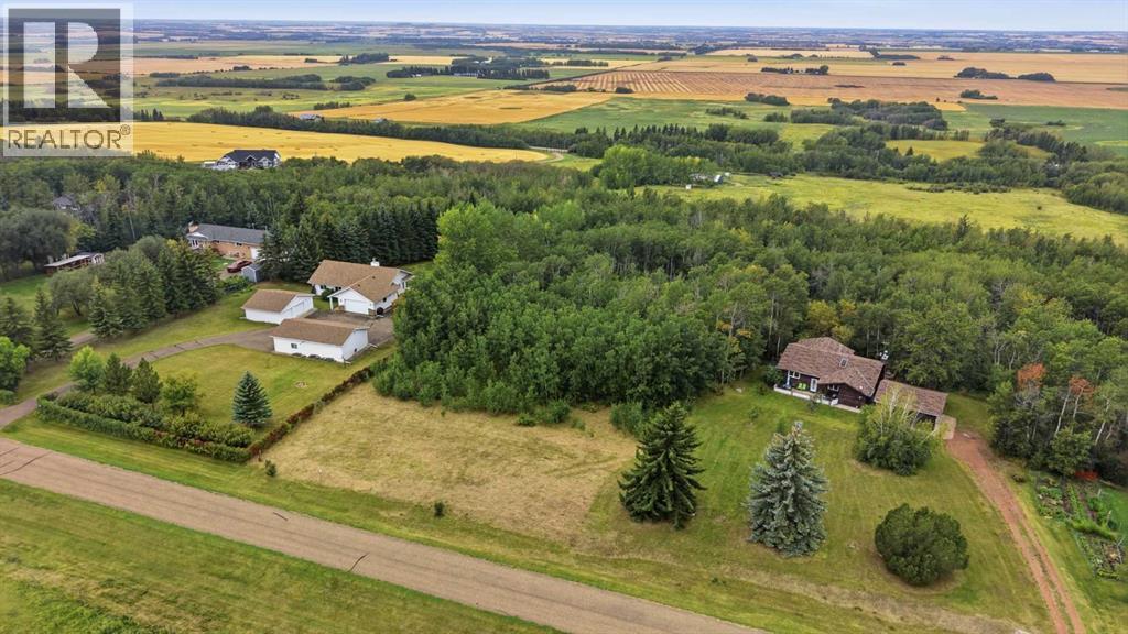 27054 Township Road 364 Township, Rural Red Deer County, Alberta, T0M1R0, Rural Red Deer County, Alberta — photo 1 of 5