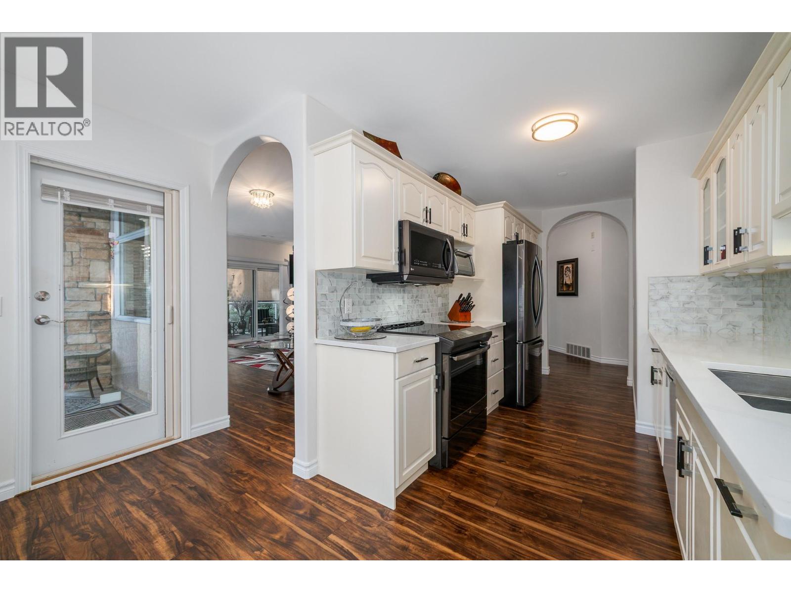 #206 634 Lequime Road - 14