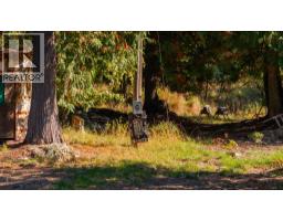 16078 Highway 3a, Crawford Bay, BC V0B1E0 Photo 18