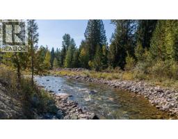 16078 Highway 3a, Crawford Bay, BC V0B1E0 Photo 7