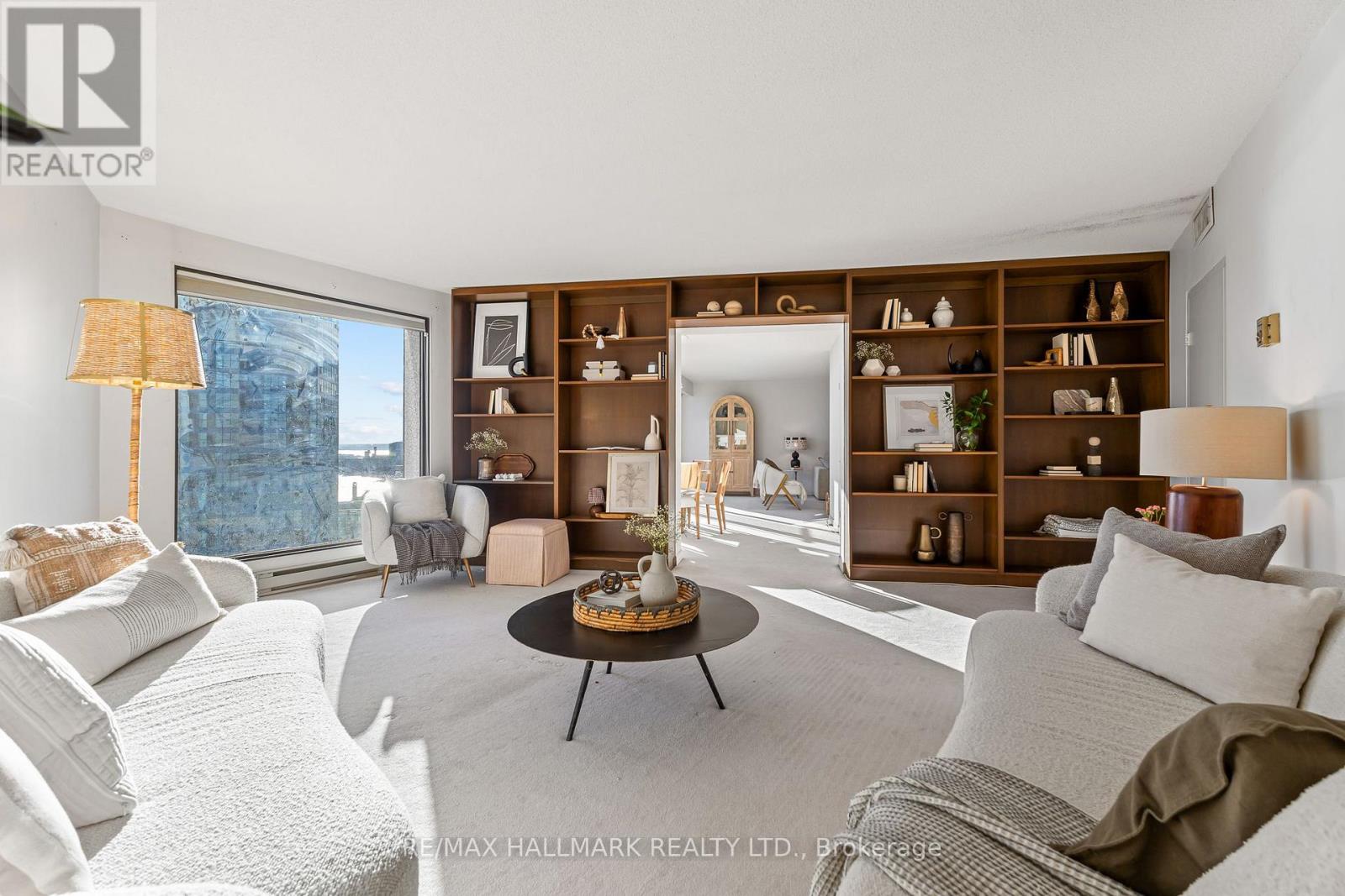 #2408 65 HARBOUR SQUARE - Image 19