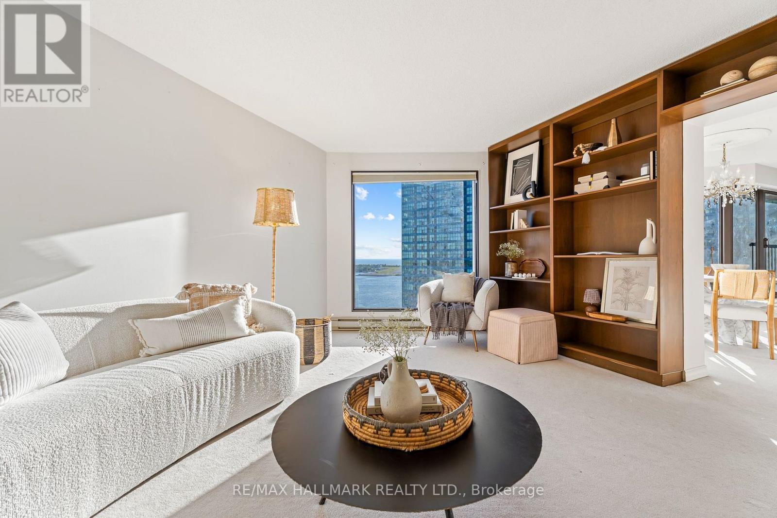 #2408 65 HARBOUR SQUARE - Image 21