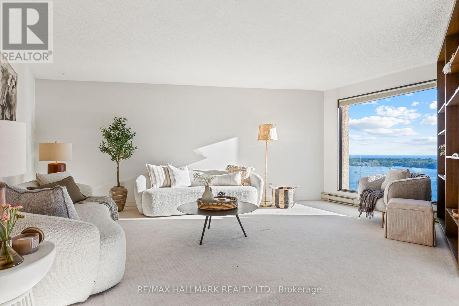 #2408 65 HARBOUR SQUARE - Image 22