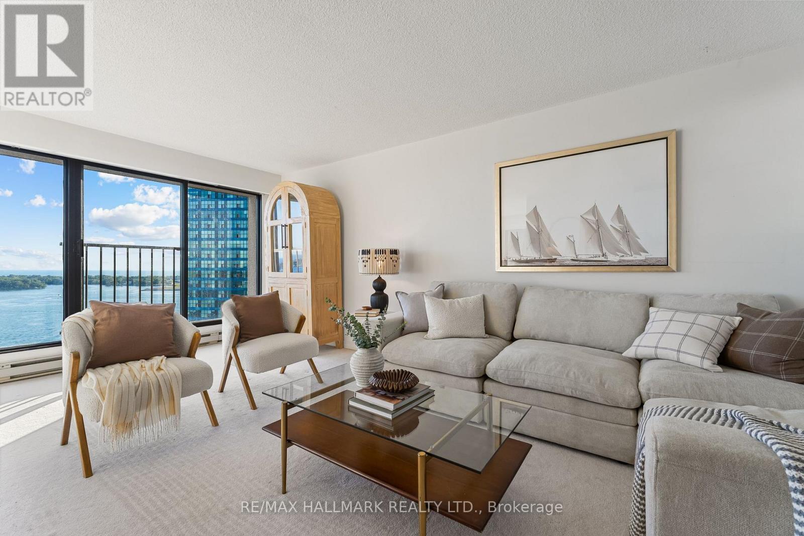 2408 - 65 HARBOUR SQUARE, Toronto (Waterfront Communities) — photo 3