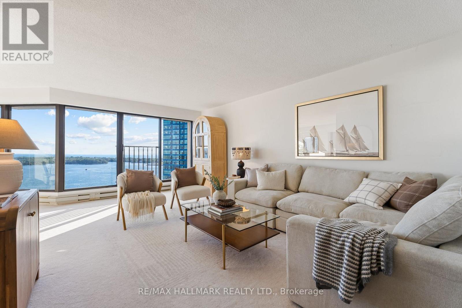 2408 - 65 HARBOUR SQUARE, Toronto (Waterfront Communities) — photo 4