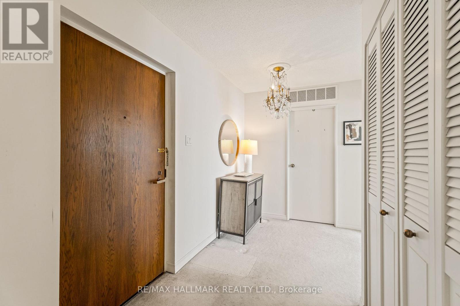 #2408 65 HARBOUR SQUARE - Image 41