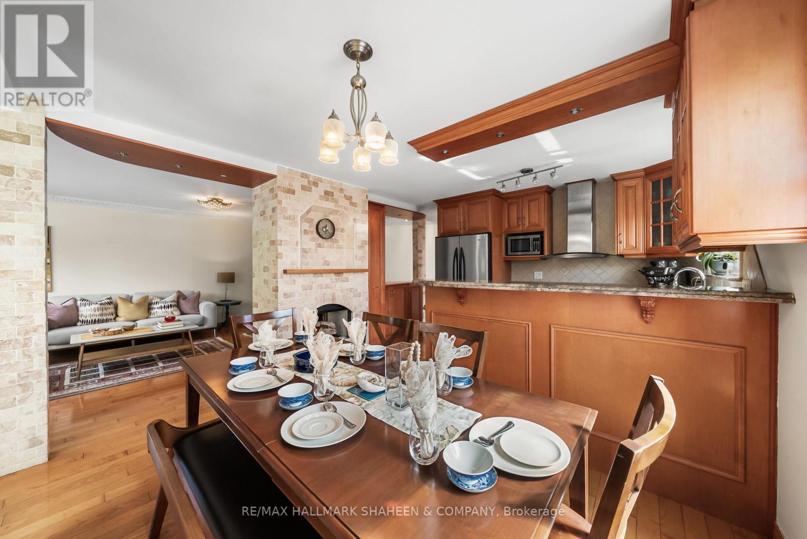 44 ELISE TERRACE - Image 20