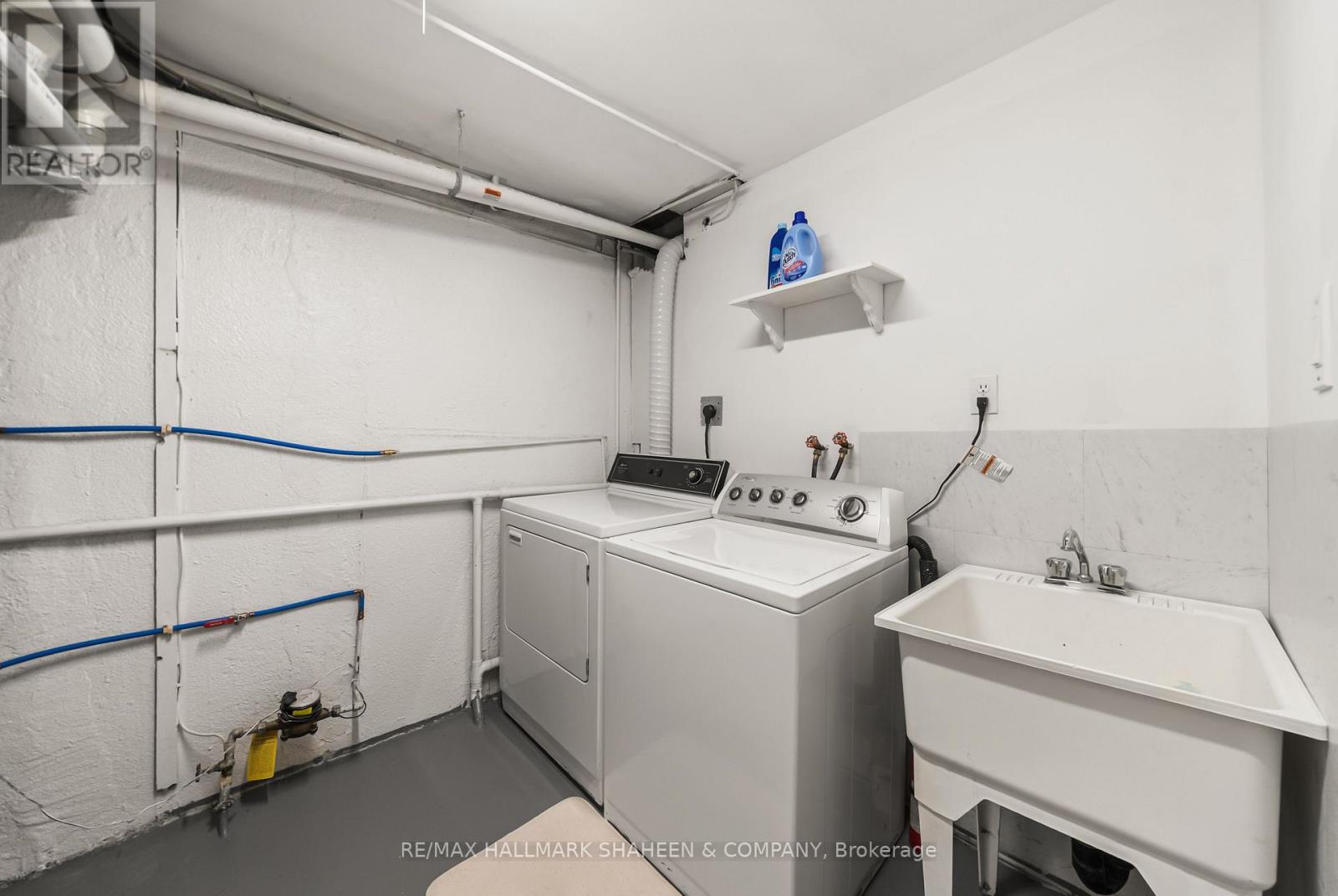 44 ELISE TERRACE - Image 35