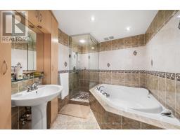 44 Elise Terrace, Toronto, ON M2R2X1 Photo 24