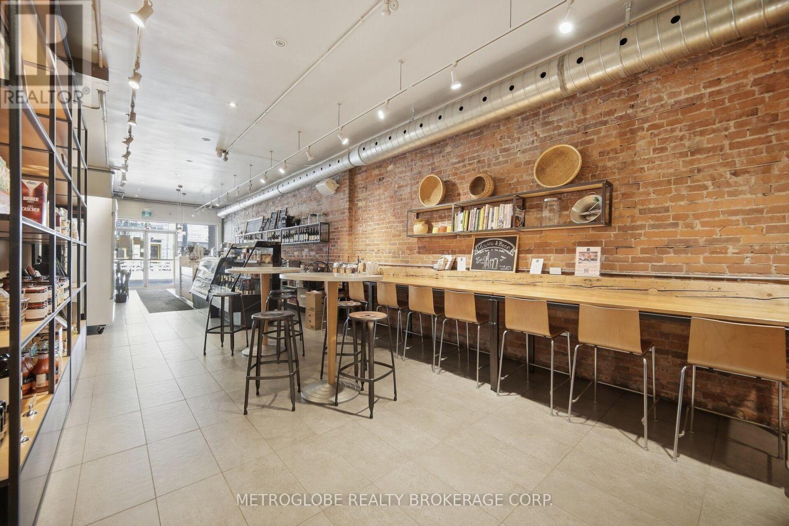 587-589 COLLEGE STREET, Toronto (Trinity-Bellwoods) — photo 10