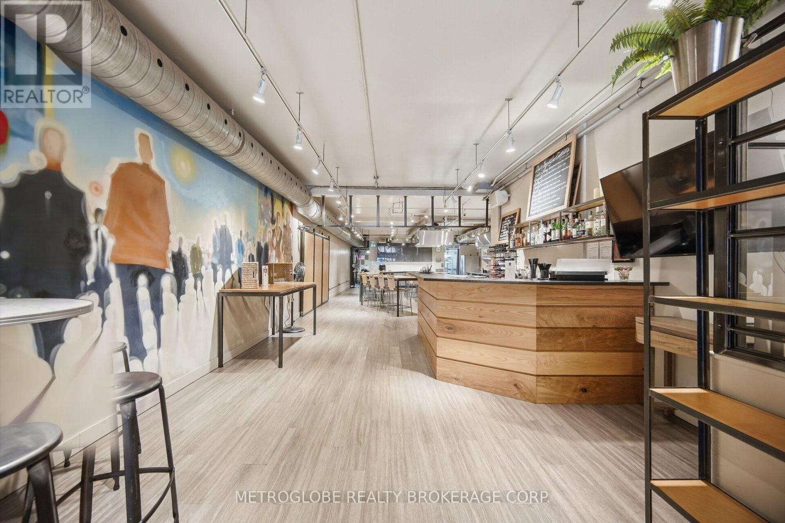 587-589 COLLEGE STREET, Toronto (Trinity-Bellwoods) — photo 12
