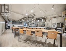 587-589 College Street, Toronto, ON M6G1B2 Photo 15