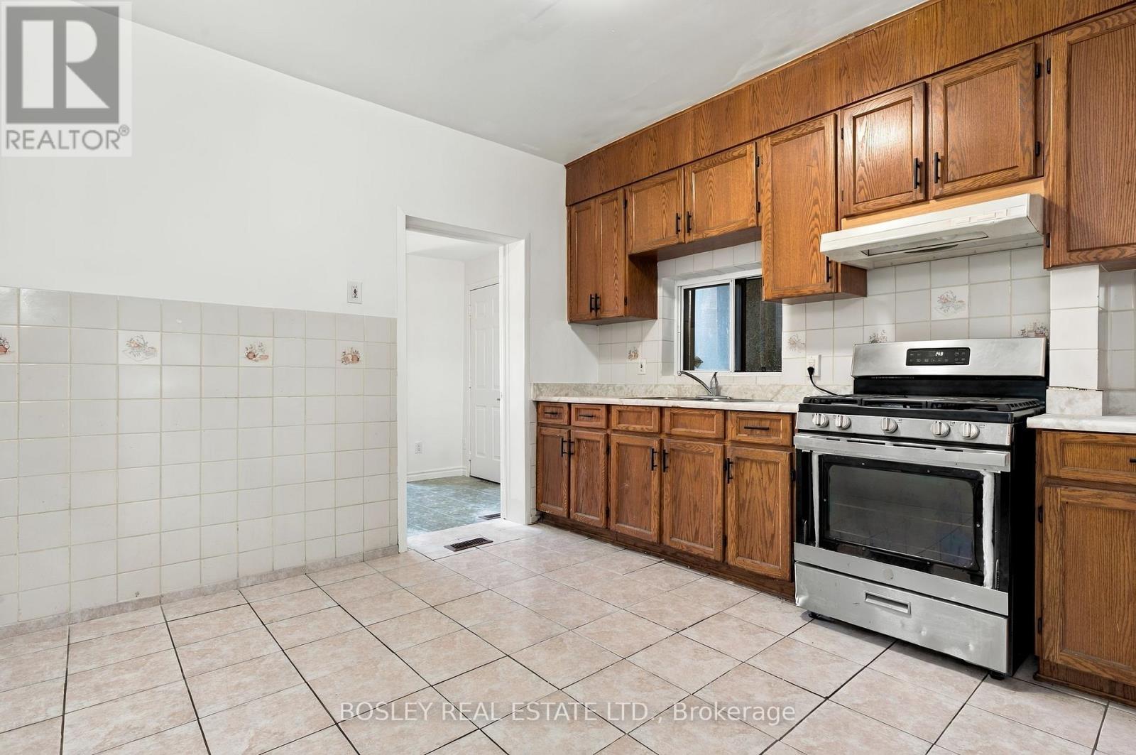 371 BROCK AVENUE, Toronto (Dufferin Grove) — photo 10