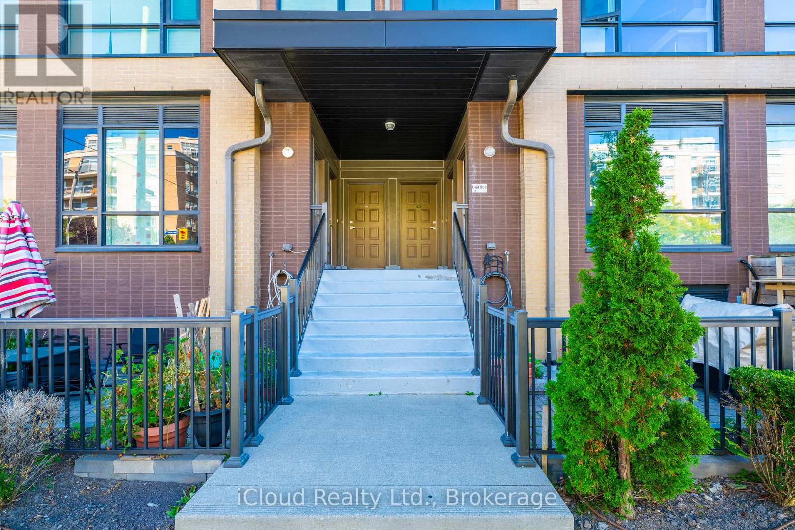 305 - 639 LAWRENCE AVENUE, Toronto (Englemount-Lawrence) — photo 7