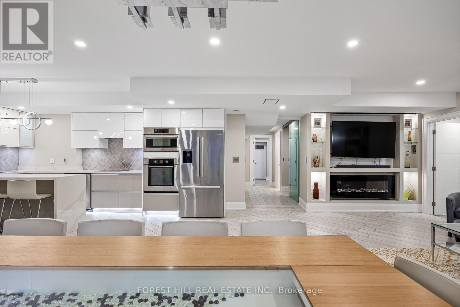 70 DEVONDALE AVENUE - Image 32