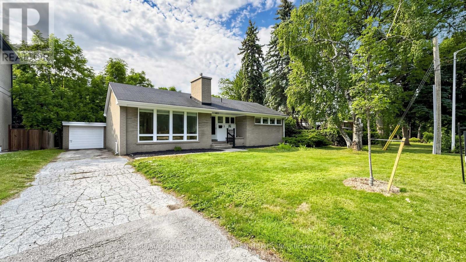 3 GREENGATE ROAD - 2