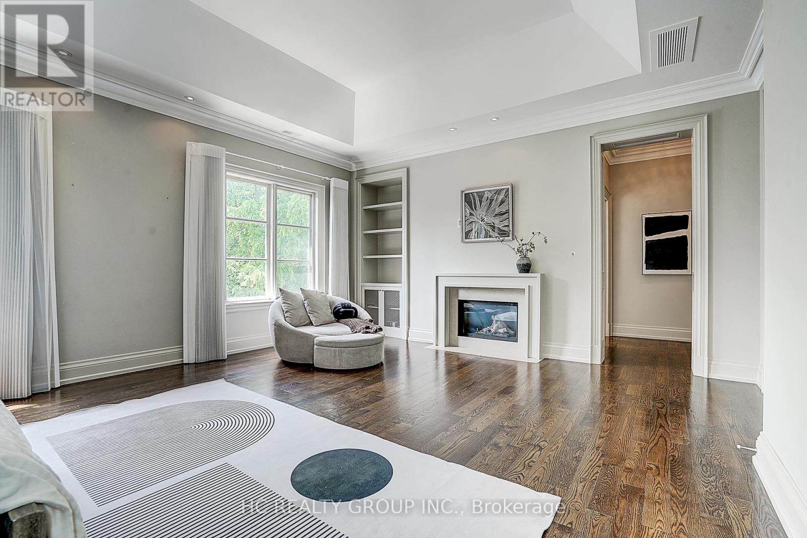 119 STRATHALLAN BOULEVARD - Image 29