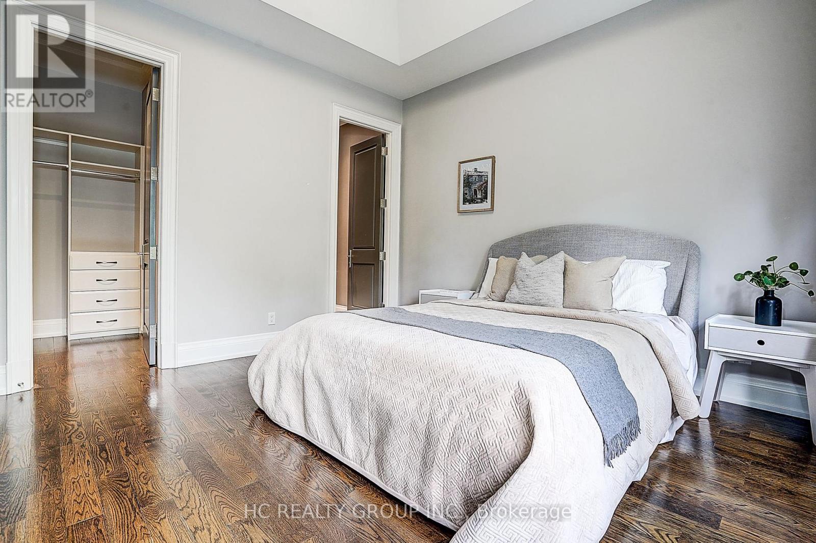 119 STRATHALLAN BOULEVARD - Image 39