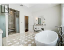 119 Strathallan Boulevard, Toronto, ON M5N1S9 Photo 31