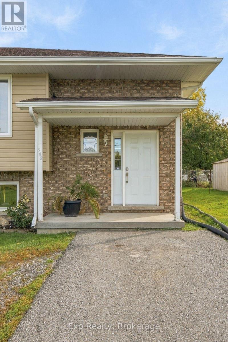 216 BRANT STREET, Deseronto (Deseronto (Town)) — photo 4