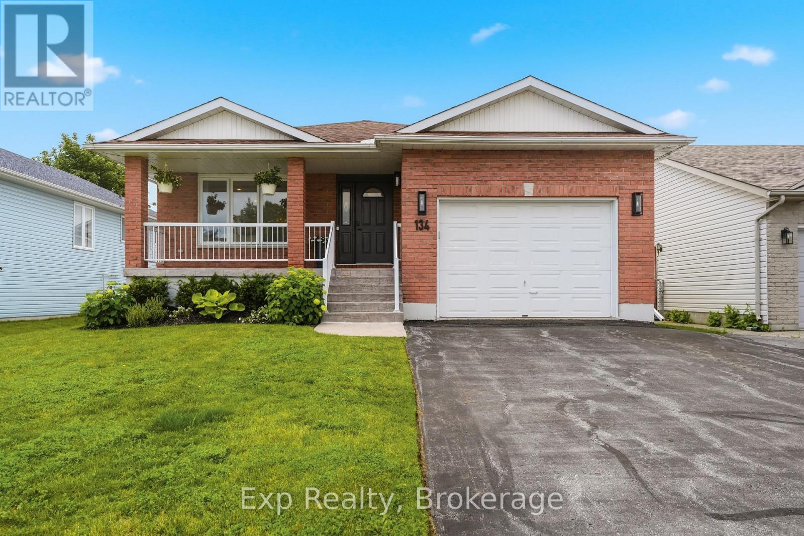 134 FINCH DRIVE, Belleville (Belleville Ward)