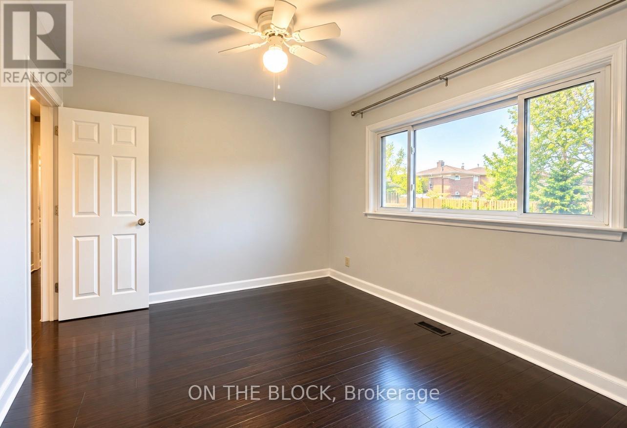 6 LAXFORD AVENUE, Toronto (Wexford-Maryvale) — photo 10