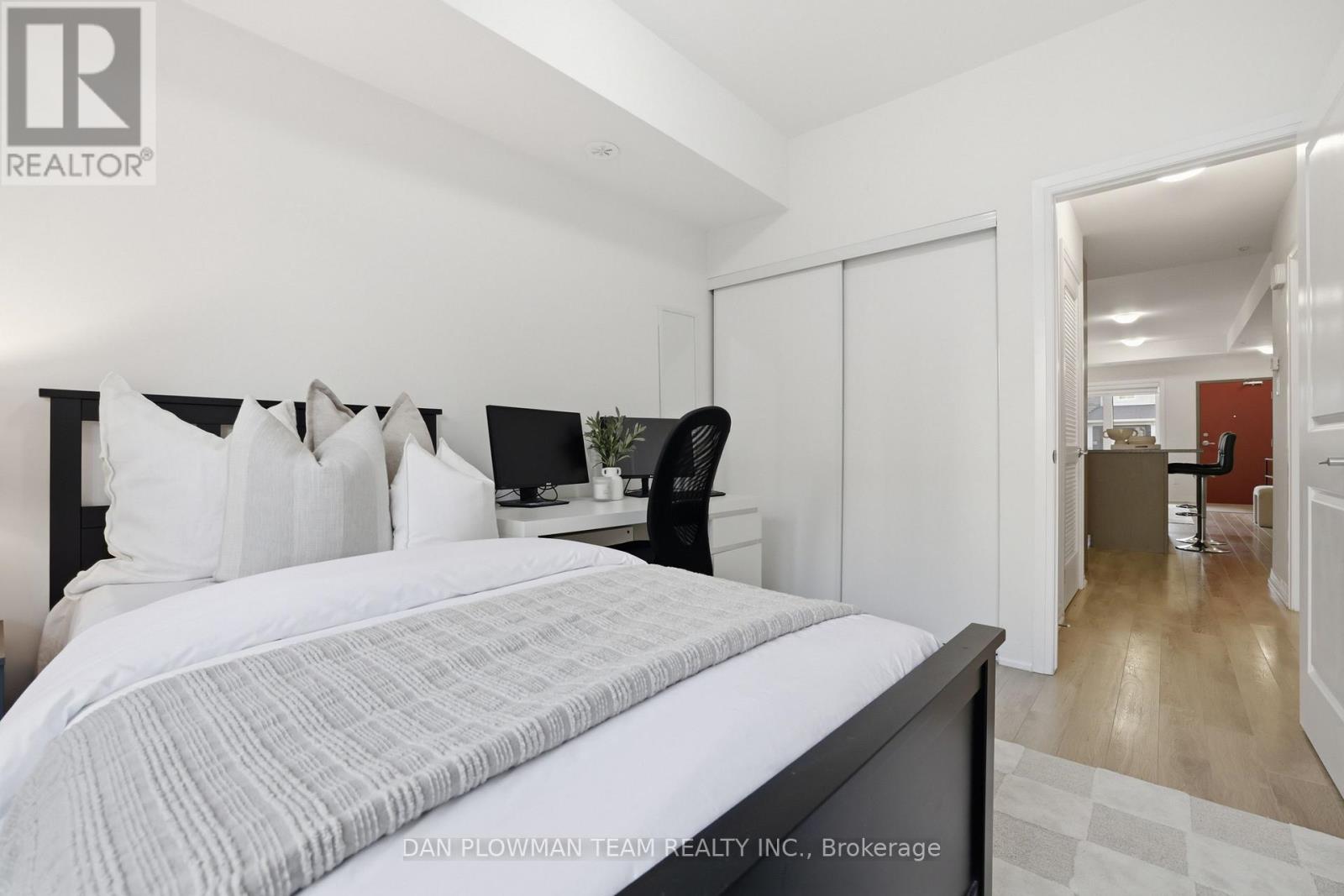 #1210 2635 WILLIAM JACKSON DRIVE - Image 20