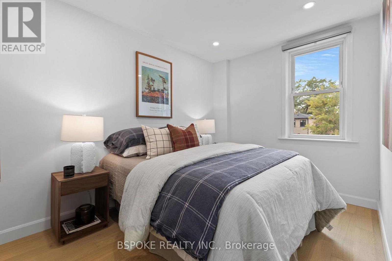 546 MAIN STREET - 14