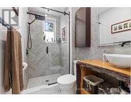 546 Main Street, Toronto, ON M4C4Y4 Photo 16